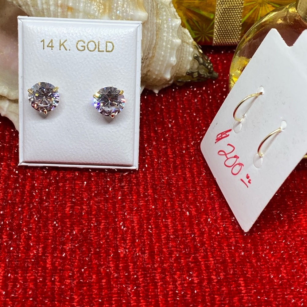 14Kt Beautiful zirconia woman’s earrings - Picture 2 of 2